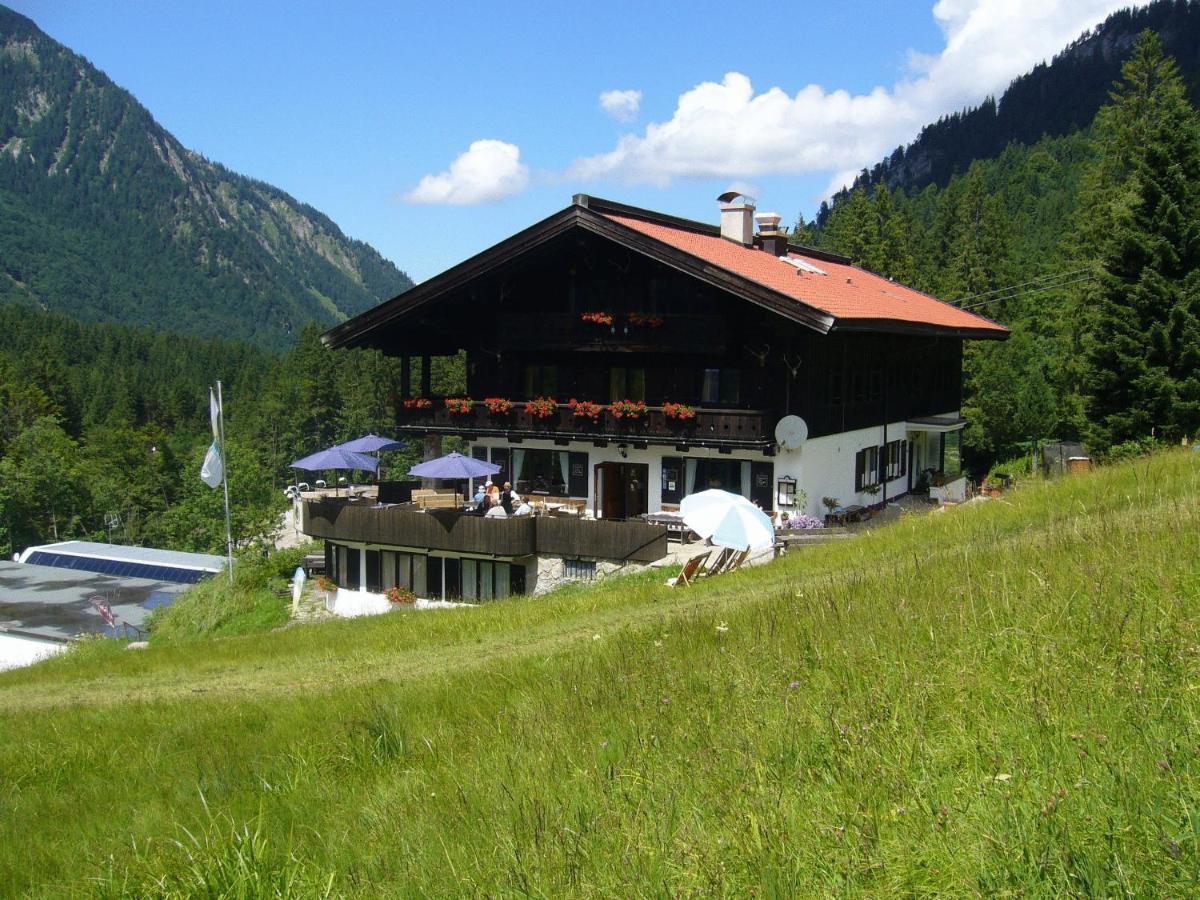 Berghotel Sutten Rotta Exterior foto